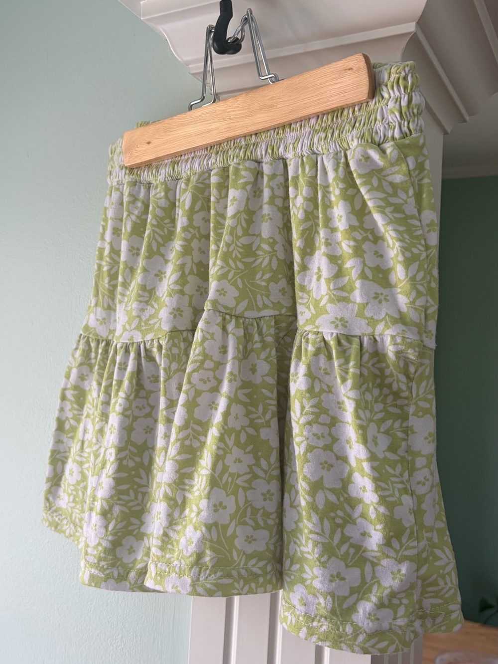 Floral Tiered Mini Skirt in Light Green and White